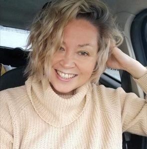 Meet your Posher, Deanna